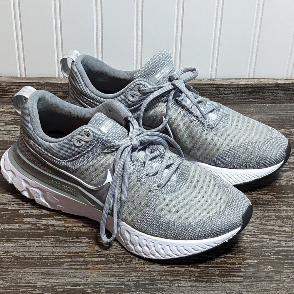 Nike Women's Gray React Infinity Flyknit CT2423 Running Shoe Size 9.5.